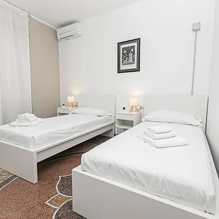 Διαμέρισμα Iflat Historical Luxury San Luca 11 B