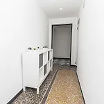 Iflat Historical Luxury San Luca 11 B * Genua
