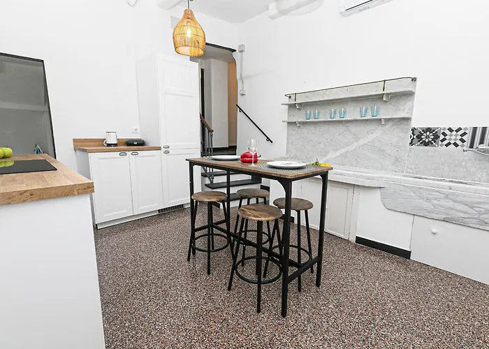 Iflat Historical Luxury San Luca 11 B דירה *