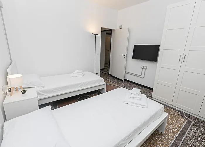 Iflat Historical Luxury San Luca 11 B Janov