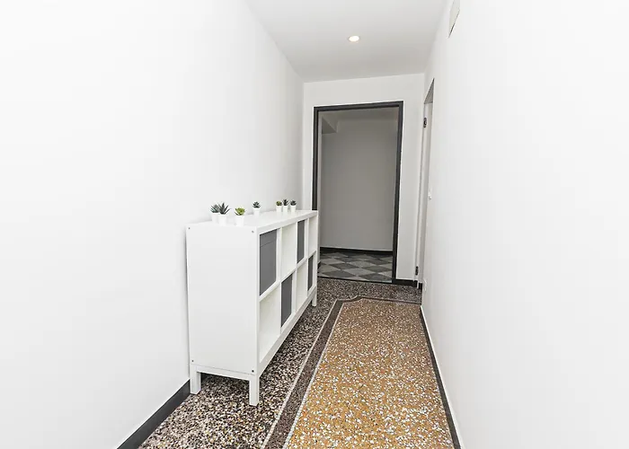 Iflat Historical Luxury San Luca 11 B * Janov
